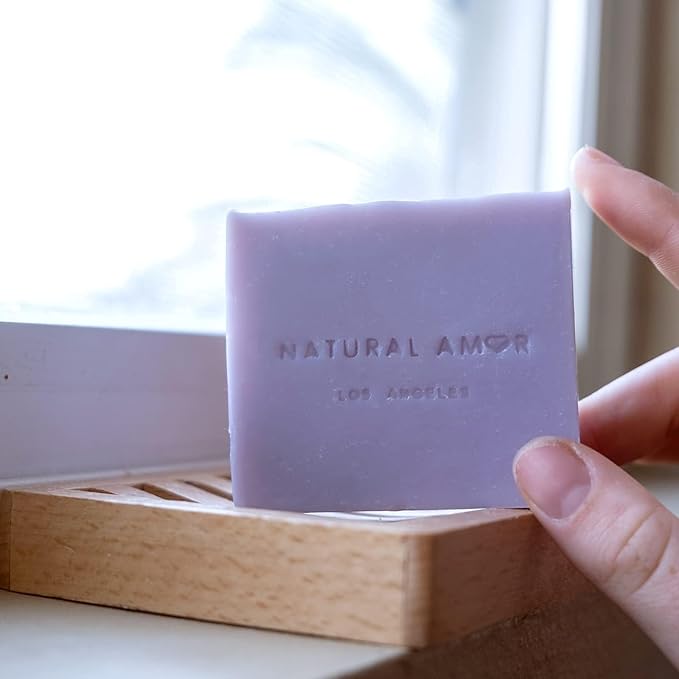 Natural Amor Handmade Bath Body Gift Set,6 pcs Self Care Gift for Women,Includes Soap Bar, Bath Bomb, Clay Mask, Candle- Thank you Gift for Pampering